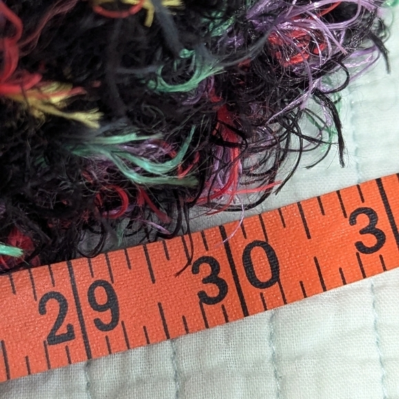 NWOT Black & Multi Colored Fuzzy Oblong Scarf - Picture 5 of 10